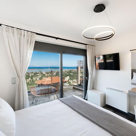 Adam'S Suite Frínion Екстериор снимка